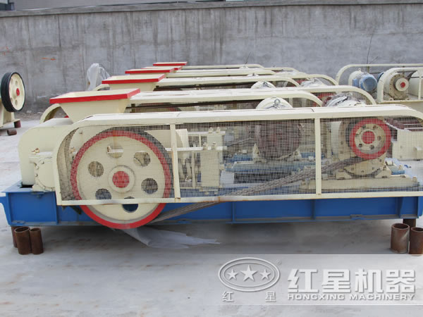 2PG700×400型對(duì)輥式破碎機(jī)廠(chǎng)家